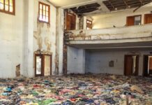 Βαρώσια: Κουρέλια τα ρούχα του Λυκείου Ελληνίδων – Εικόνες που προκαλούν θλίψη Βαρώσια Λύκειο Ελληνίδων