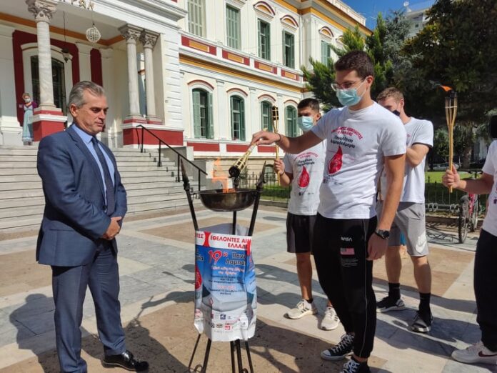 lampadidromia_serres_serrespost Η "Φλόγα της Αγάπης" στο Δημαρχείο serrespost.gr