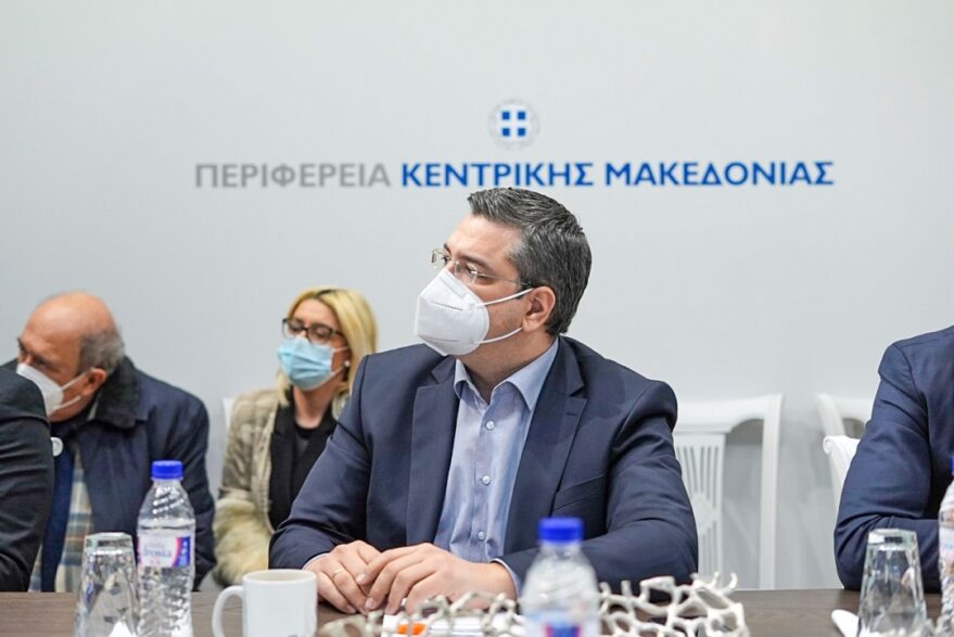 ΠΚΜ - Τζιτζικώστας και Πιερρακάκης παρουσίασαν serrespost