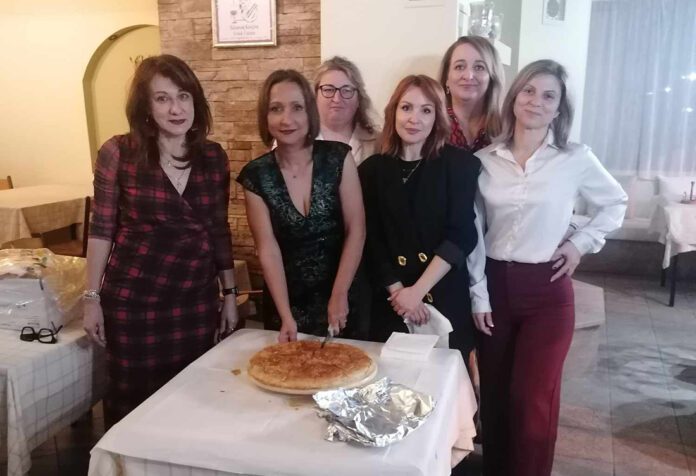 vasilopita_vlaxoi_irakleias_serrespost Κοπή της Βασιλόπιτας στον Σύλλογο Βλάχων Ηράκλειας