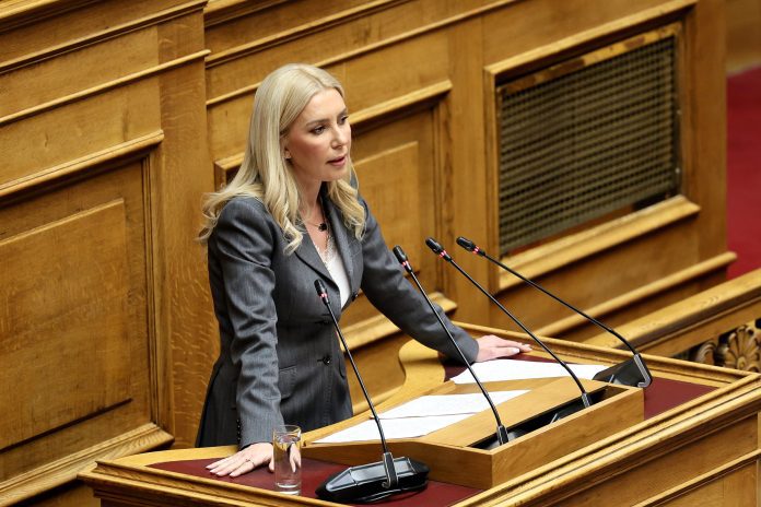 Ευλογιά των αιγοπροβάτων - Μέτρα στήριξης ζητά η Φωτεινή Αραμπατζή