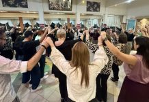 Μια ακόμη όμορφη βραδιά για το Εργαστήρι Παραδοσιακών Χορών “Ο Πύρρος” όμορφη βραδιά για το Εργαστήρι Παραδοσιακών Χορών "Ο Πύρρος"