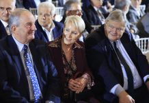 Η «παράταιρη συμμαχία» των πρώην που ανησυχεί για την… «κρίση στην Δημοκρατία» – Ποιοι πήγαν στην εκδήλωση karaman12