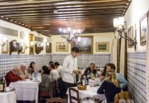 300 χρόνια ιστορίας: Ενα θρυλικό εστιατόριο παραμένει ανοιχτό – Τι σημαίνει για την τοπική οικονομία estia