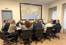 Συνάντηση του Περιφερειάρχη ΑΜΘ με εκπροσώπους των Εμπορικών Συλλόγων pmth