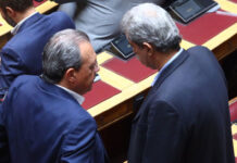 Η επόμενη μέρα στον ΣΥΡΙΖΑ μετά τη διαγραφή Πολάκη: Η «κίτρινη κάρτα», η Επιτροπή Δεοντολογίας και το κόμμα Τσίπρα Η επόμενη μέρα στον ΣΥΡΙΖΑ μετά τη διαγραφή Πολάκη