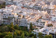 Από δρόμους και αντιπλημμυρικά μέχρι σχολεία και νοσοκομεία: Τι περιλαμβάνει και ποιοι κερδίζουν από το νέο ΕΠΑ spitia