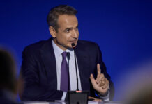 Τι φέρνουν οι ανακοινώσεις Μητσοτάκη στη ΔΕΘ: Διπλή αύξηση κατώτατου μισθού, ανάσες στην αγορά, «μποναμάς» για συνταξιούχους, έκπληξη για αγρότες mitsotakis